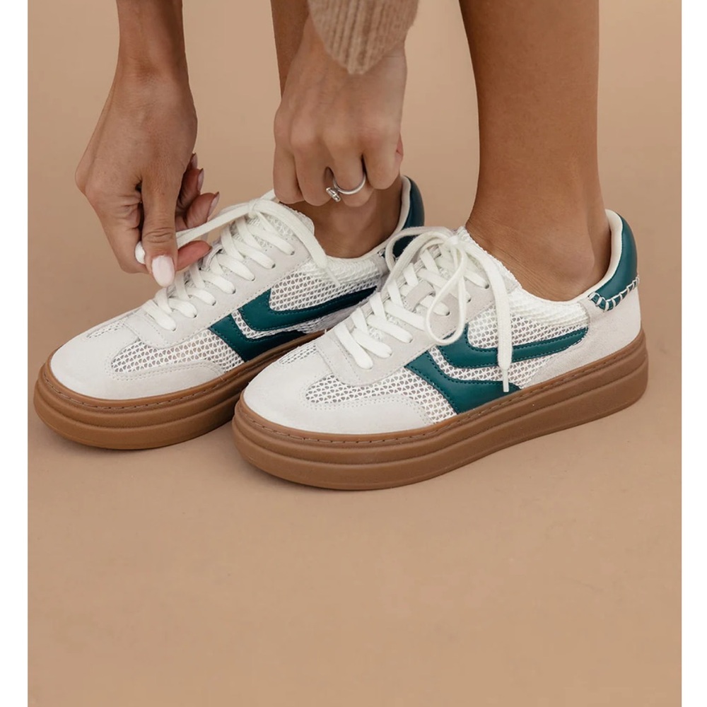 Steve Madden Dodge Sneakers Women's White and Green